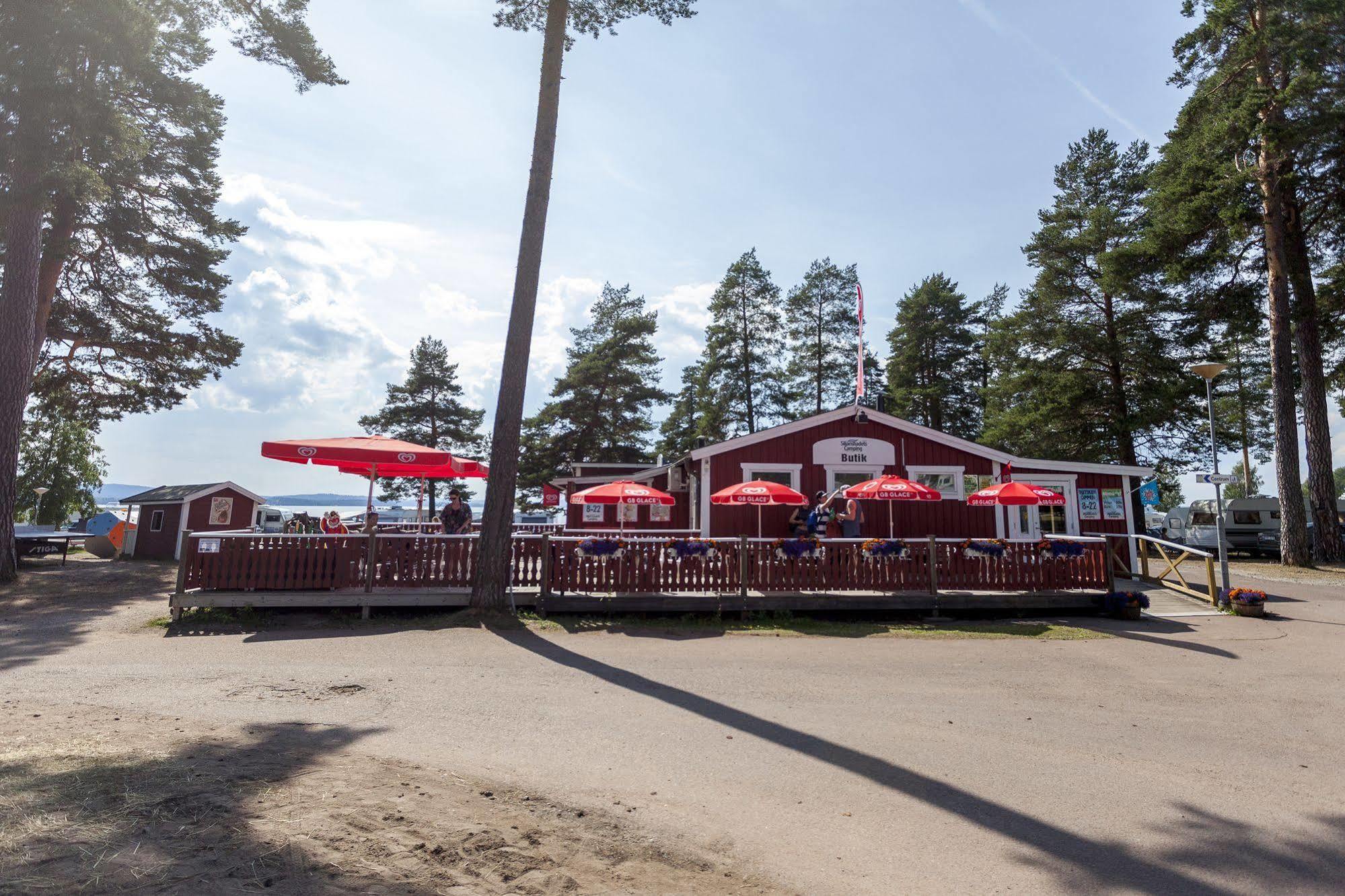 First Camp Siljansbadet - Raettvik Hotel Kültér fotó